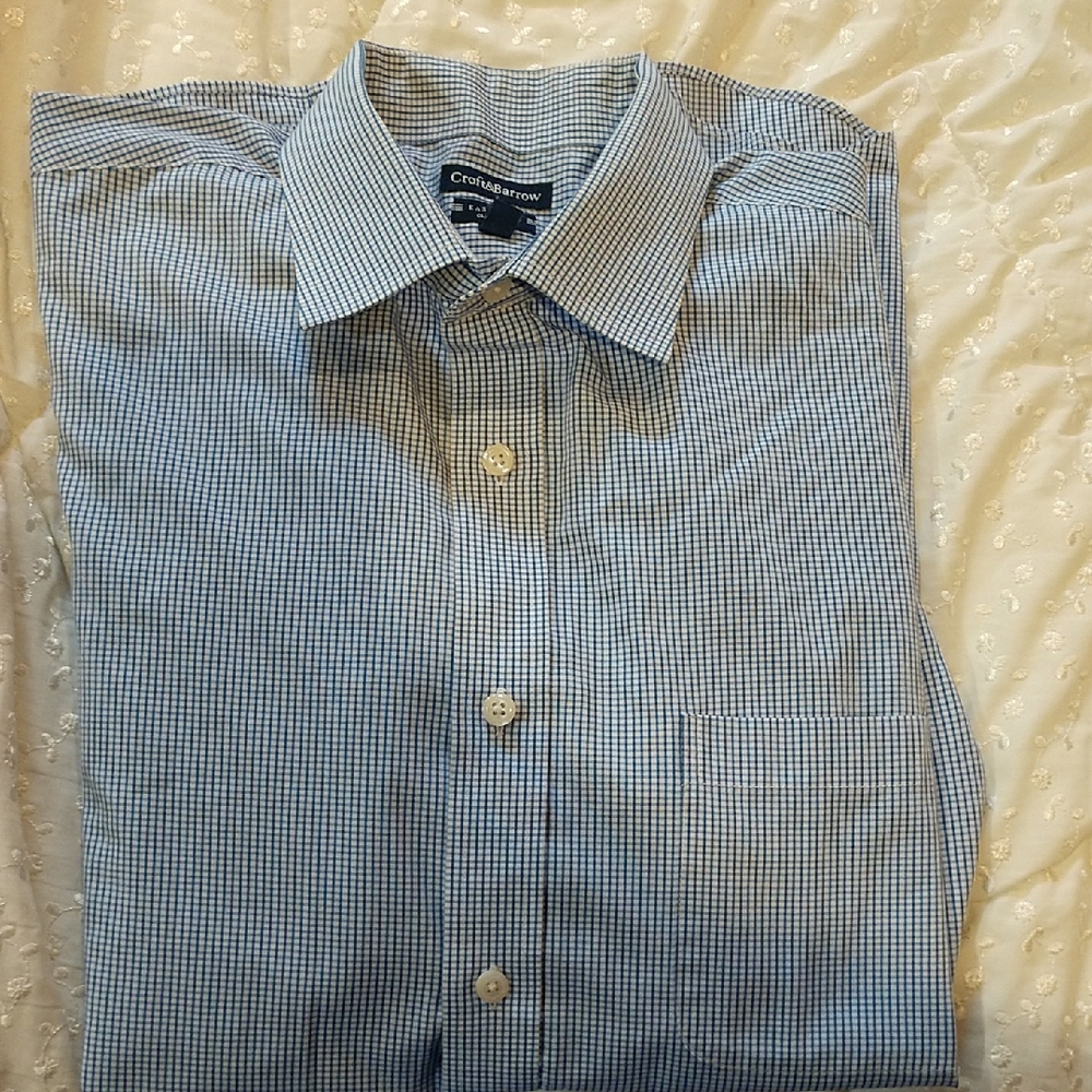 Men's Croft & Barrow Blue Casual Button Down Shirt. Easy Care Classic Fit